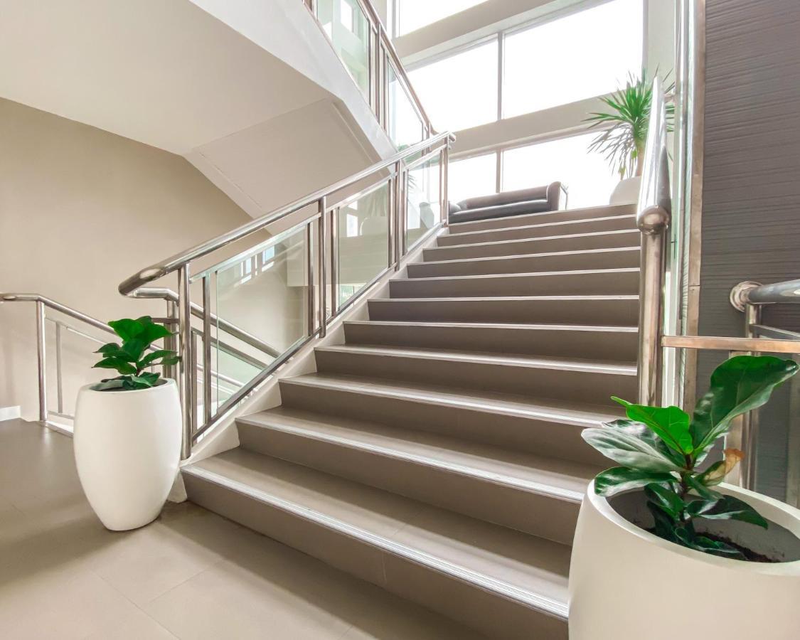 Metro Pines Inn باغيو المظهر الخارجي الصورة
