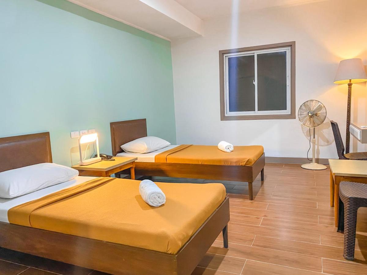 Metro Pines Inn باغيو المظهر الخارجي الصورة