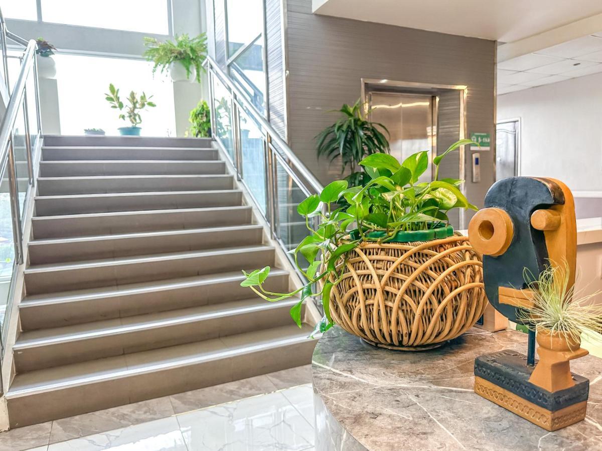 Metro Pines Inn باغيو المظهر الخارجي الصورة