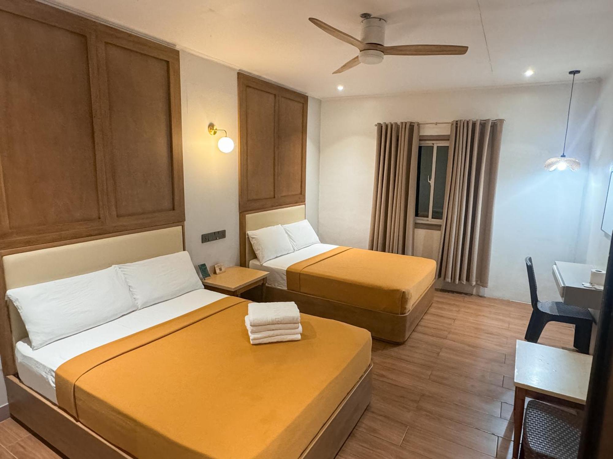 Metro Pines Inn باغيو المظهر الخارجي الصورة
